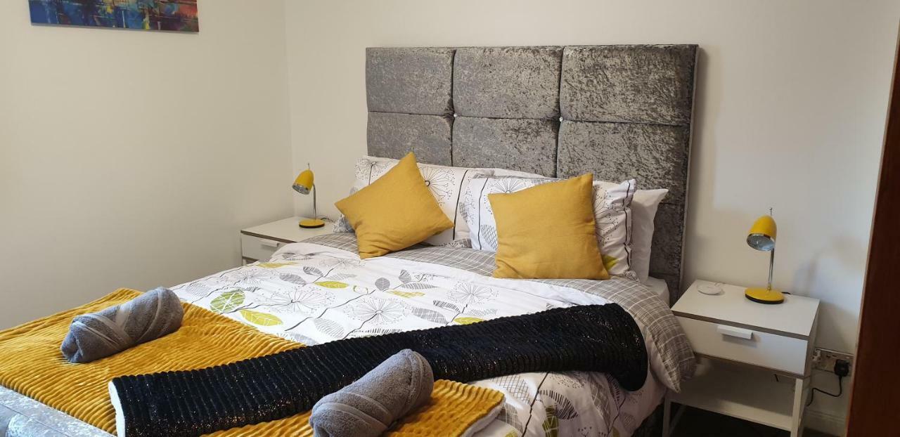 The Beach Apartment, Near Outlander Location كيركالدي المظهر الخارجي الصورة