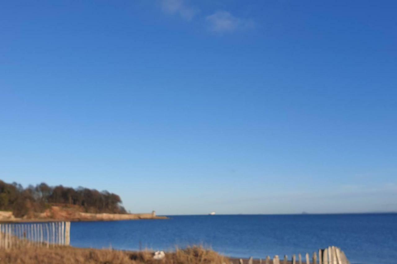 The Beach Apartment, Near Outlander Location كيركالدي المظهر الخارجي الصورة